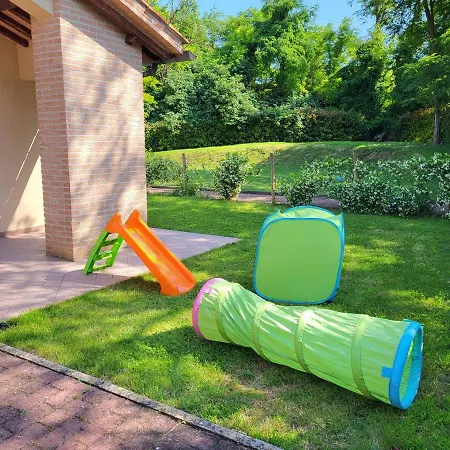 Romantica Casa Vacanza Direttamente In Piscina Appartement