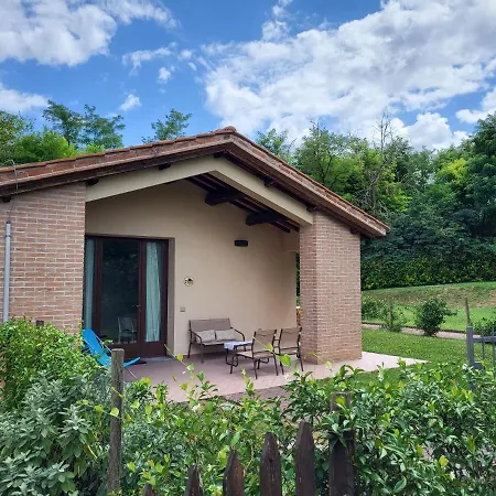 Romantica Casa Vacanza Direttamente In Piscina