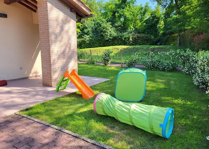 Romantica Casa Vacanza Direttamente In Piscina アパート